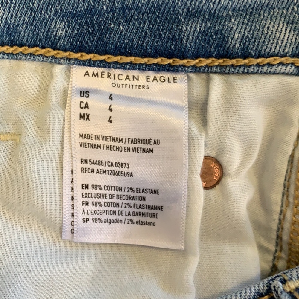 American Eagle Distressed Jean Shorts - Picture 6 of 7